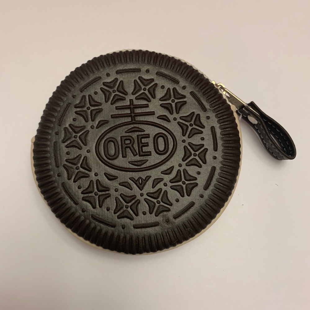 Oreo Cookie Keychain/Coin Purse
